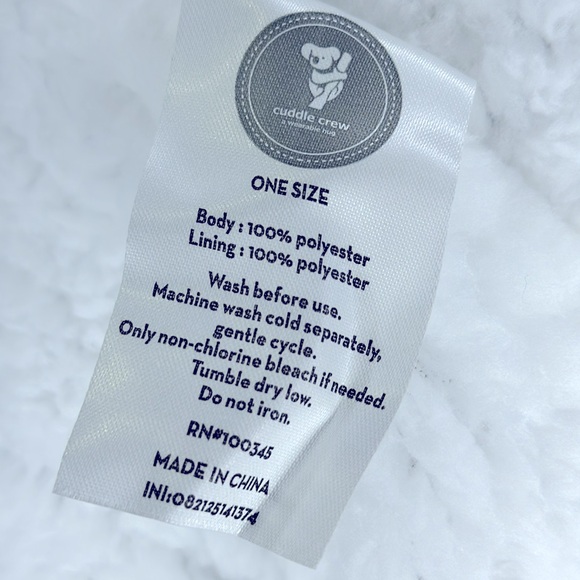 CUDDLE CREW Reversible Blanket Hoodie Gray / Charcoal One Size fits most NWT - Picture 8 of 13